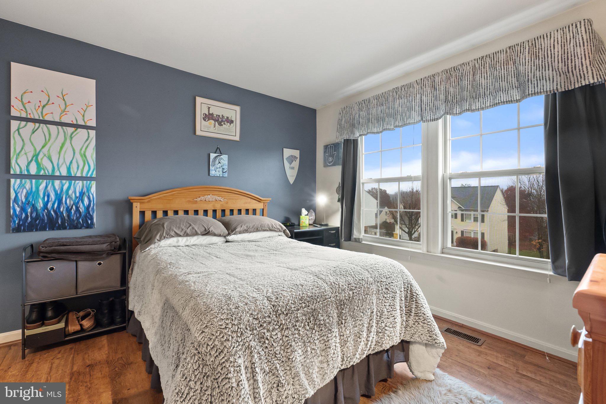 LAUREL RIDGE - Residential