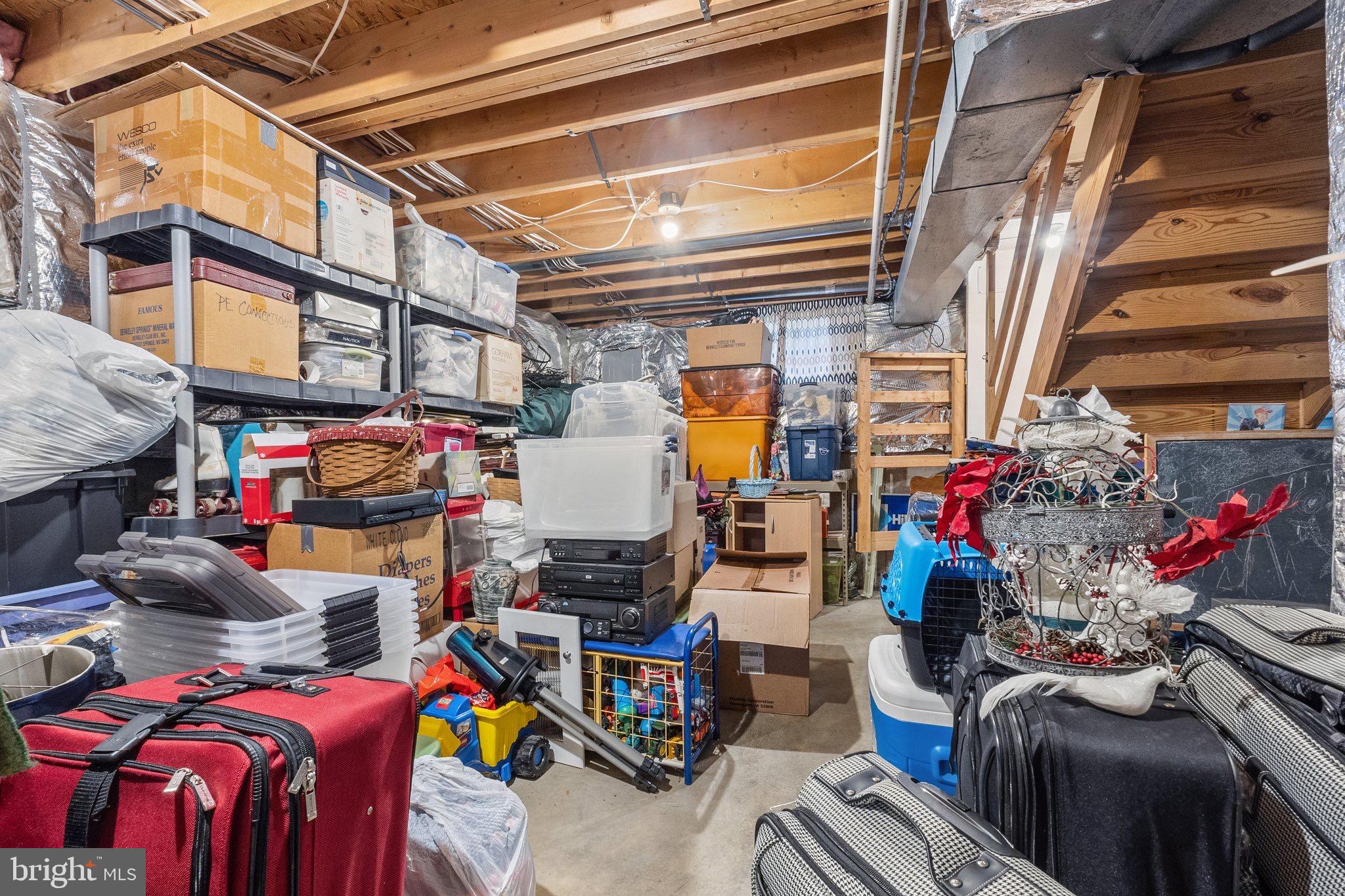 LAUREL RIDGE - Residential