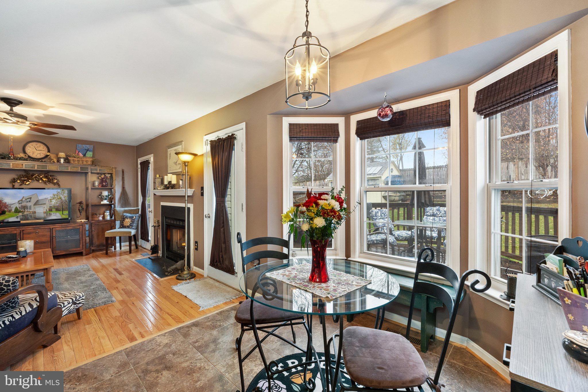 LAUREL RIDGE - Residential