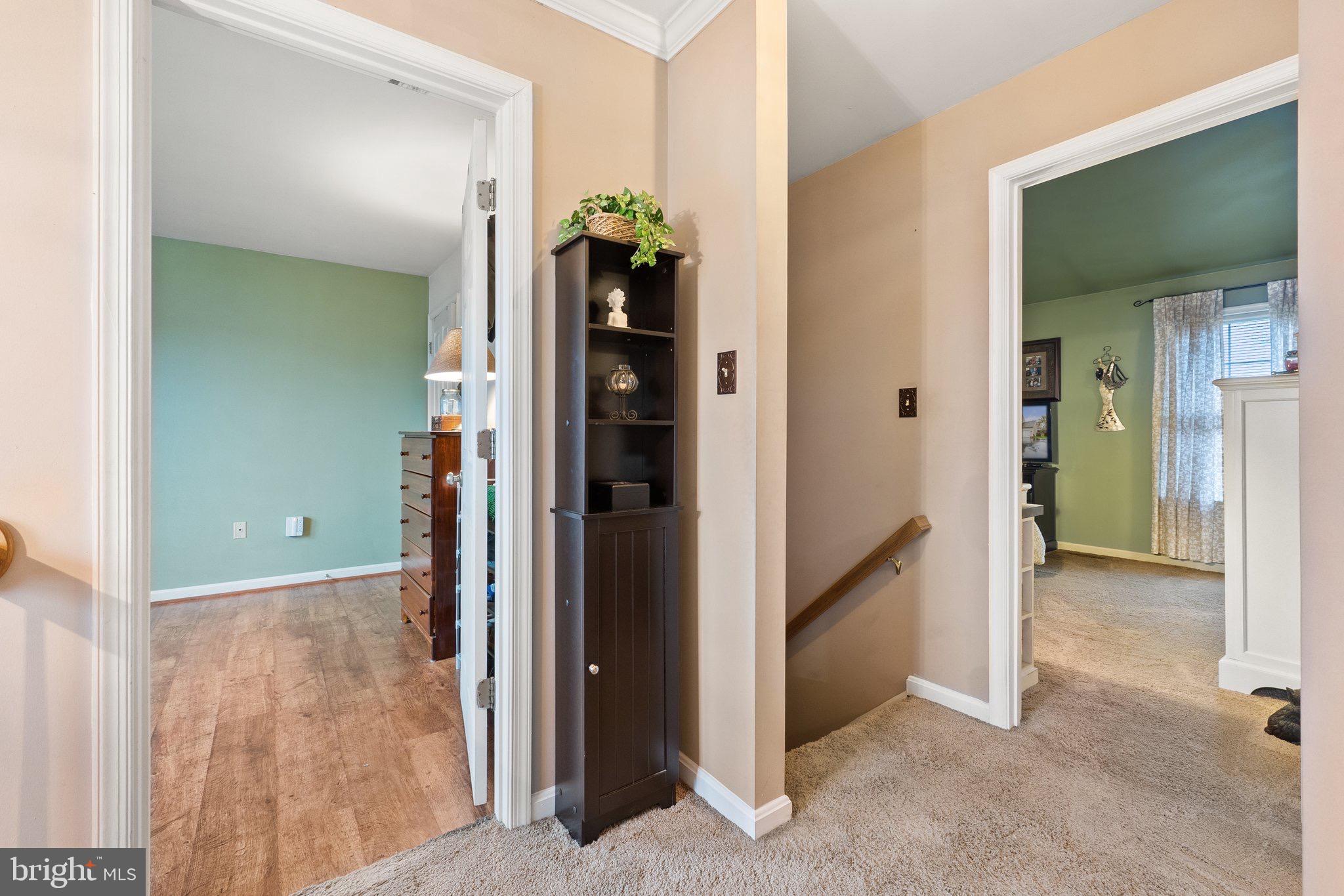 LAUREL RIDGE - Residential