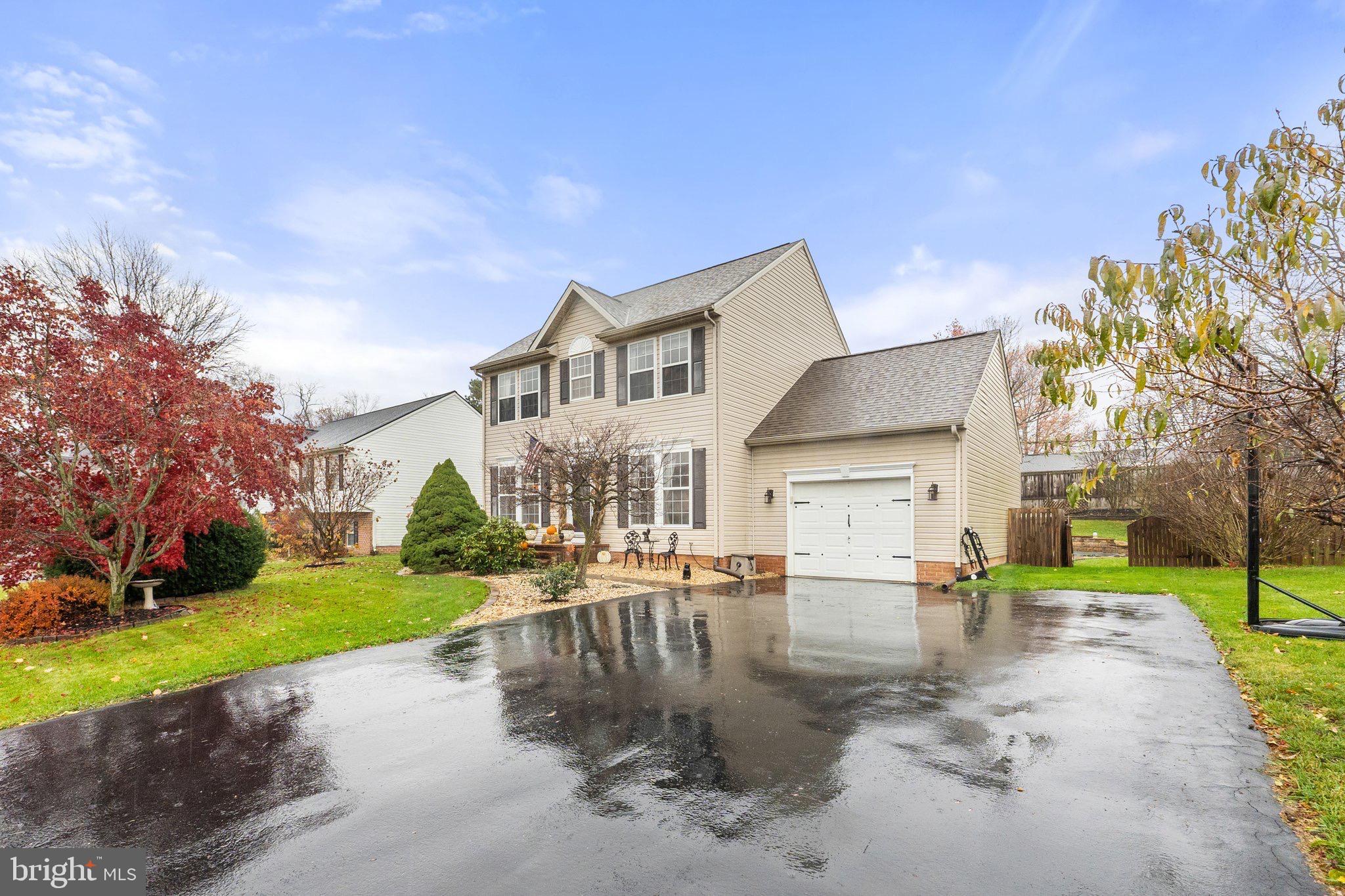 LAUREL RIDGE - Residential