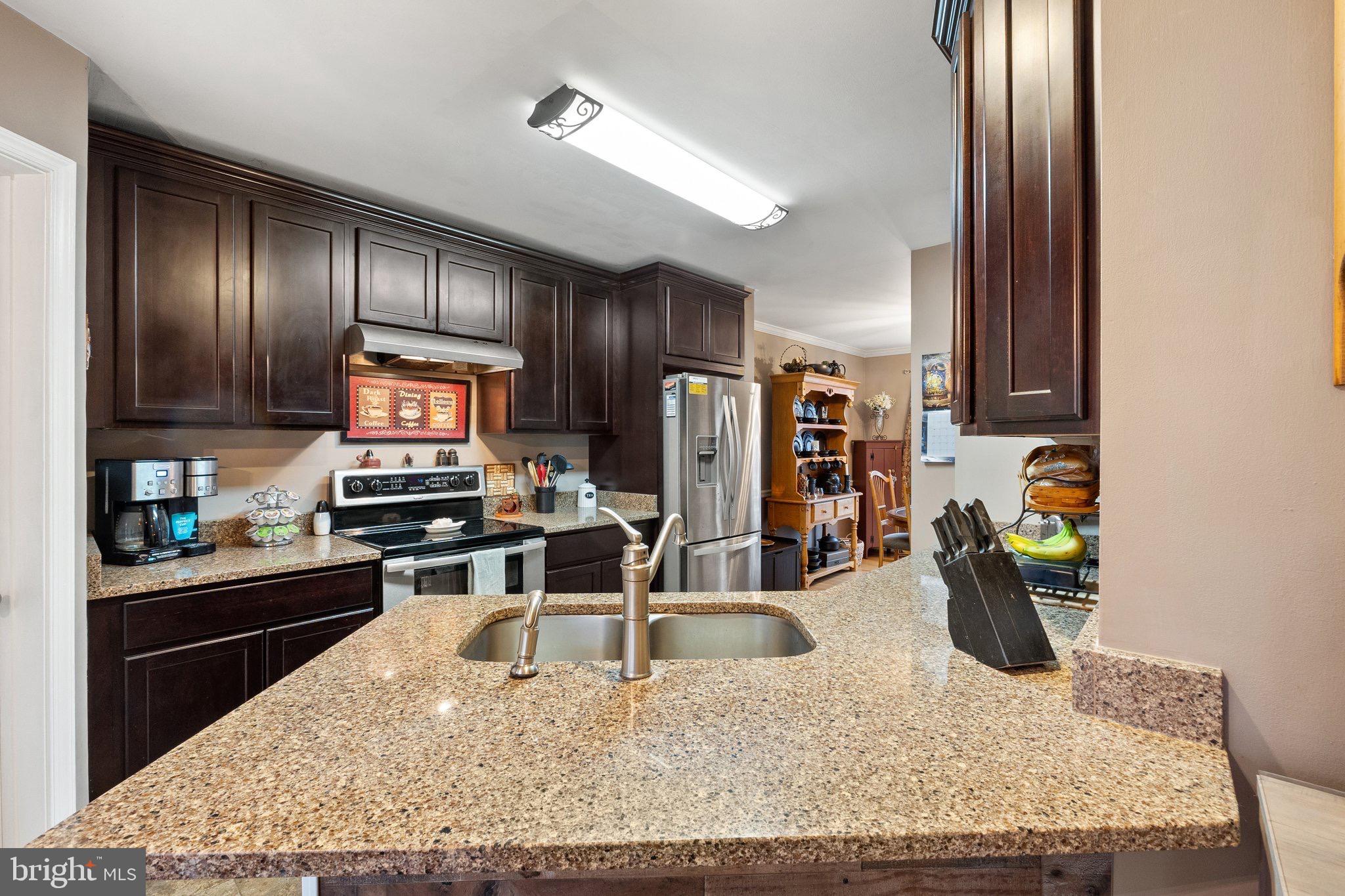 LAUREL RIDGE - Residential