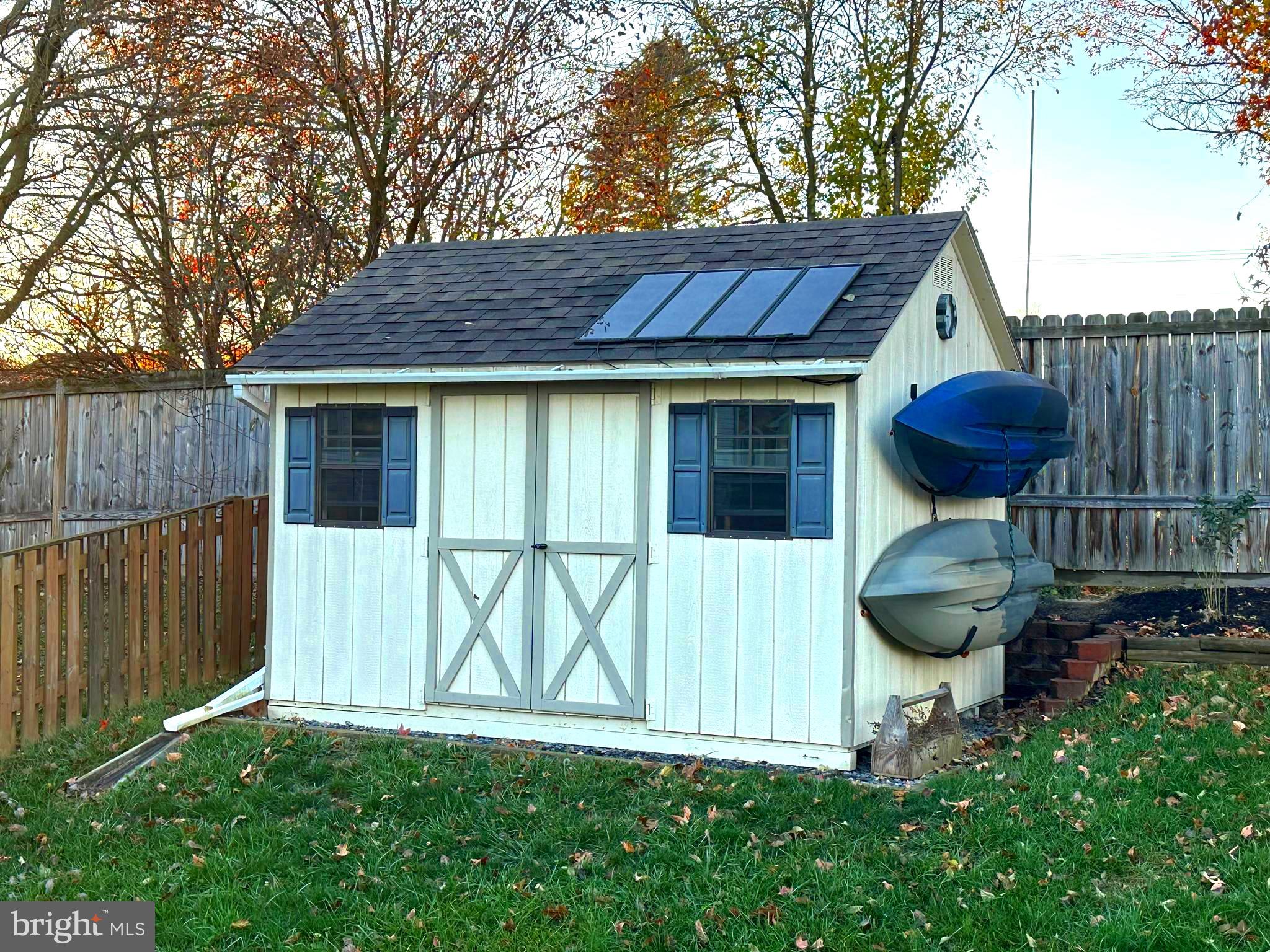 LAUREL RIDGE - Residential