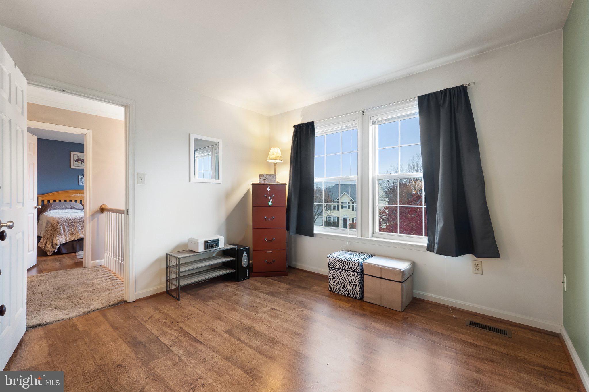 LAUREL RIDGE - Residential