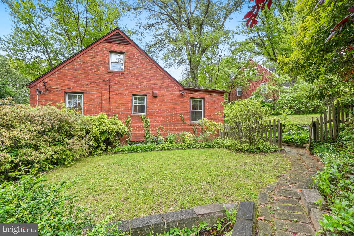TAKOMA PARK - Residential