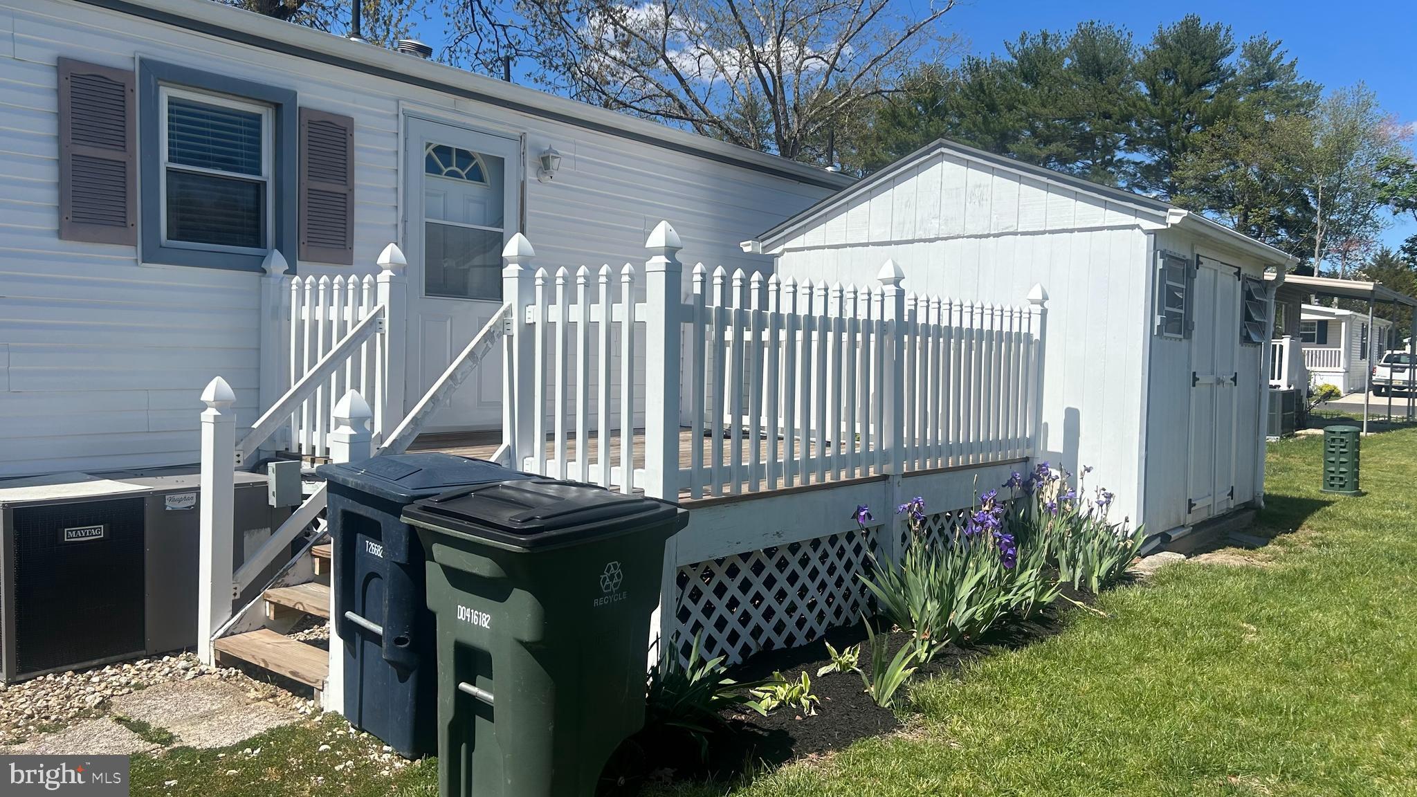 306 DALE LANE
