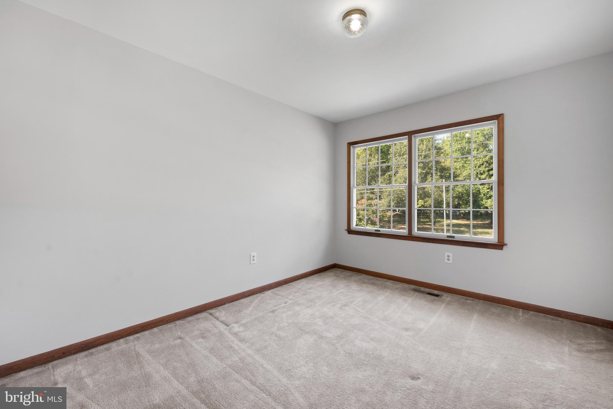 COLUMBIA PARK - Residential