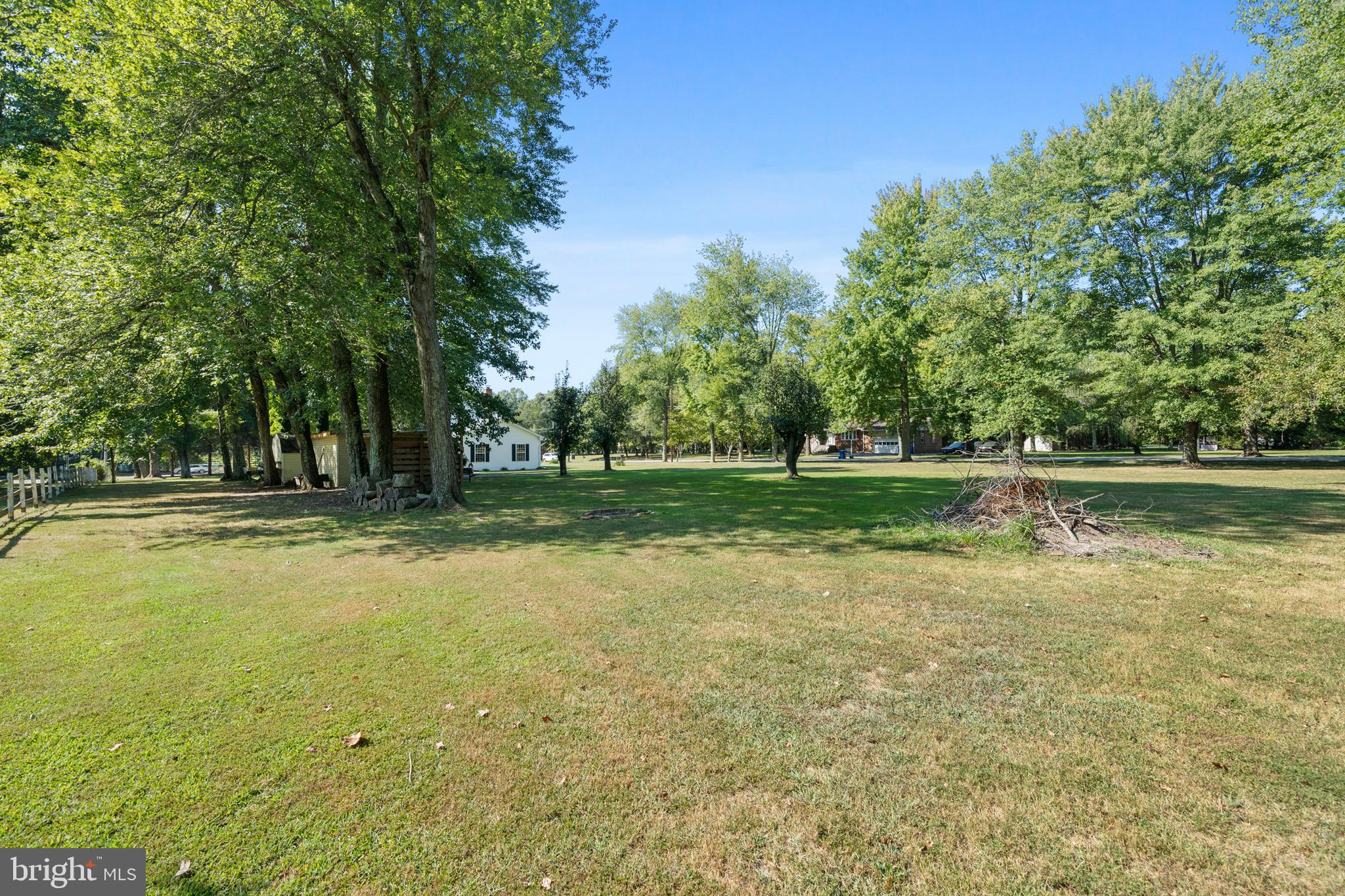 COLUMBIA PARK - Residential