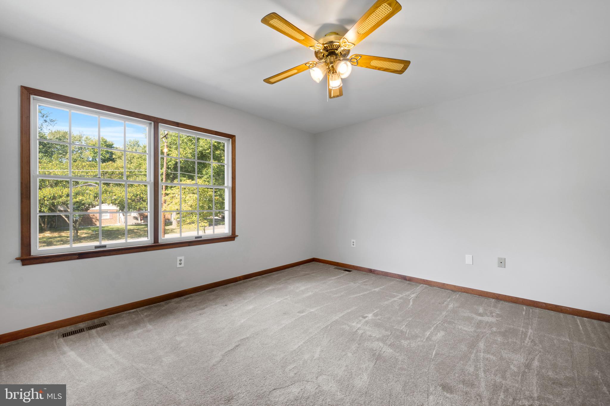 COLUMBIA PARK - Residential