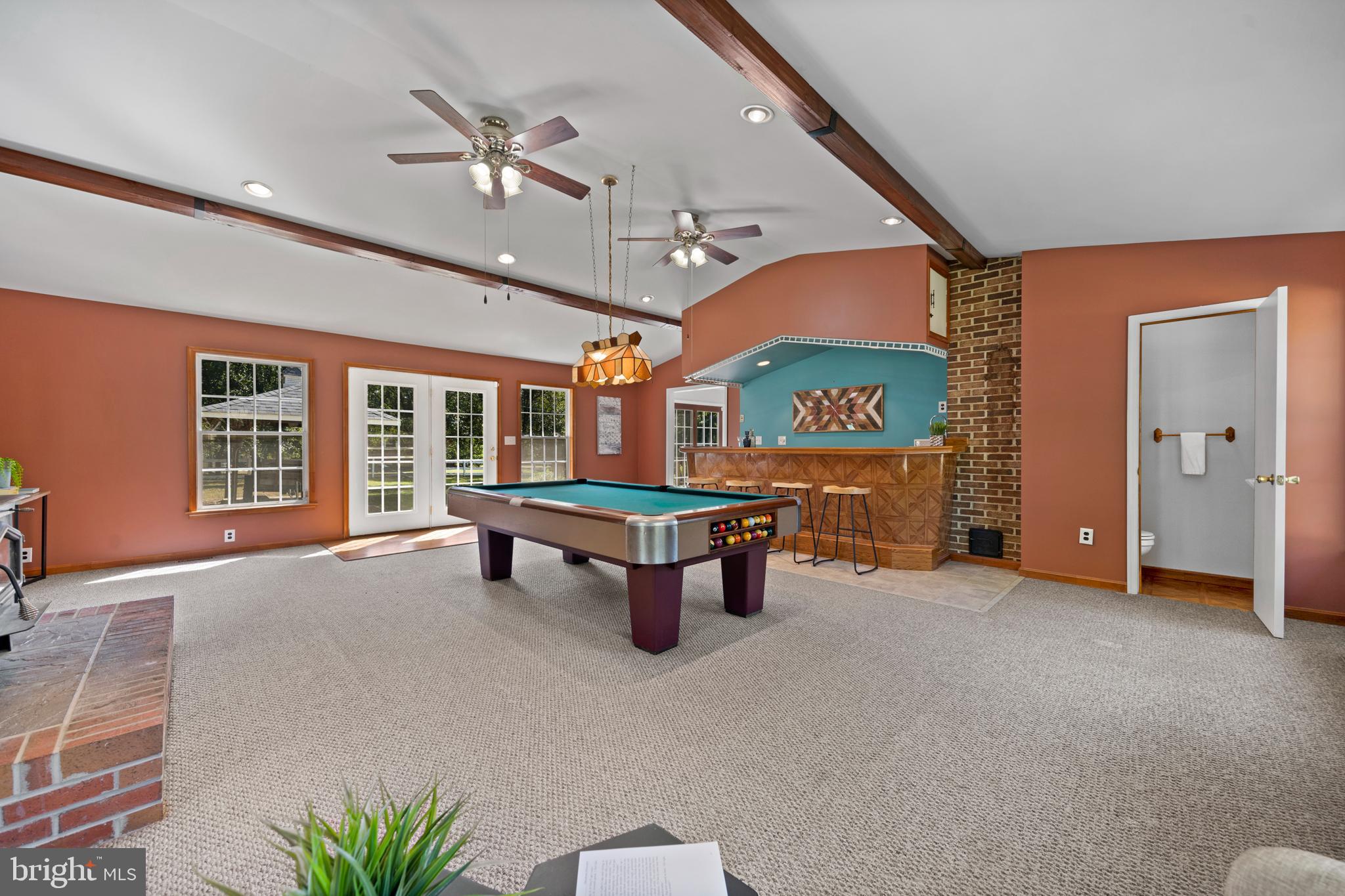 COLUMBIA PARK - Residential