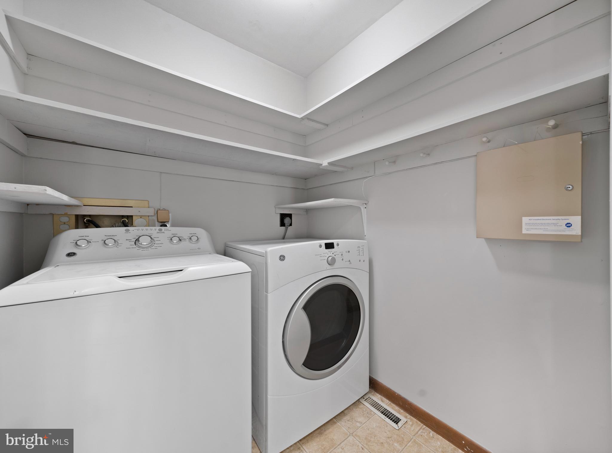 COLUMBIA PARK - Residential