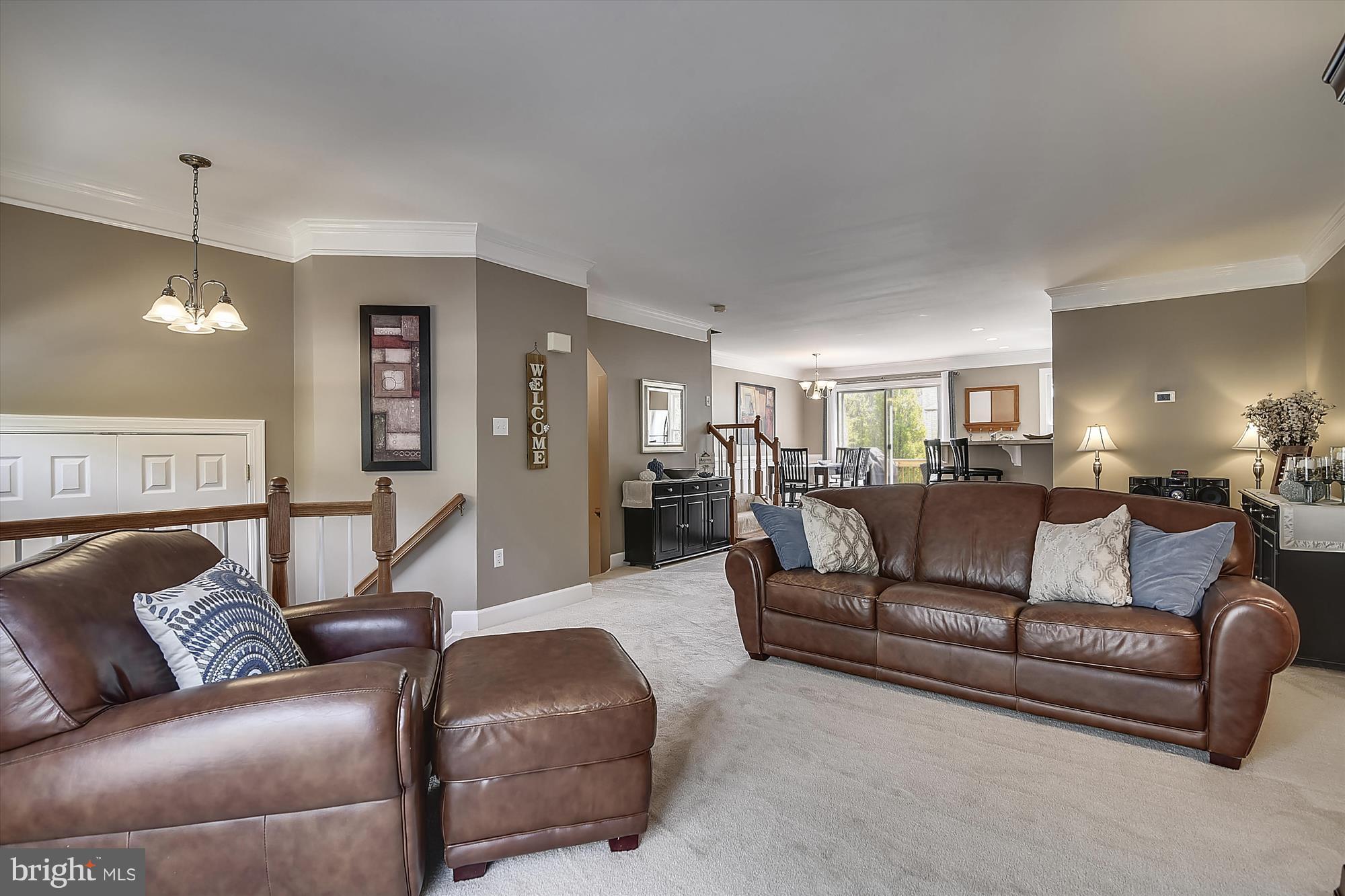 OVERLOOK POINTE - Residential