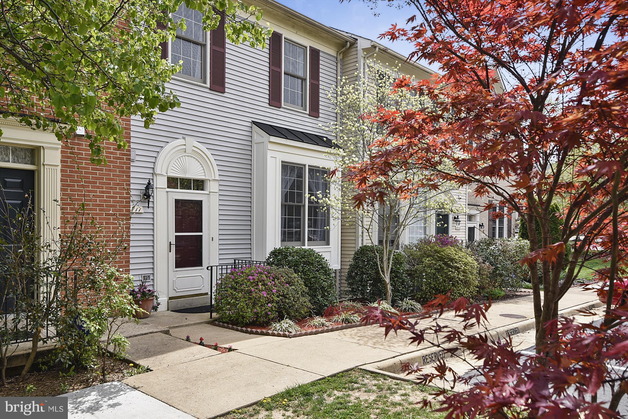 OVERLOOK POINTE - Residential