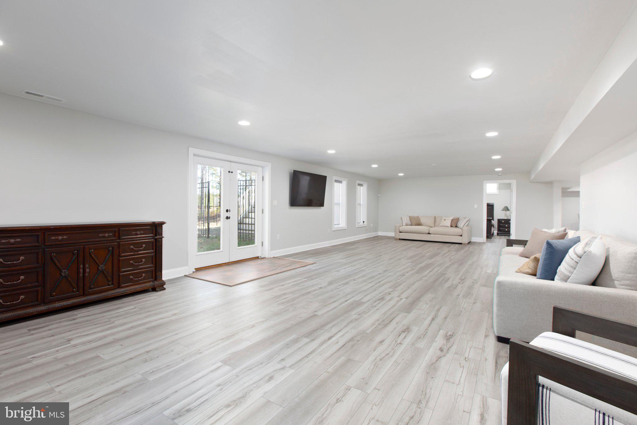 TARRINGTON ESTATES - Residential