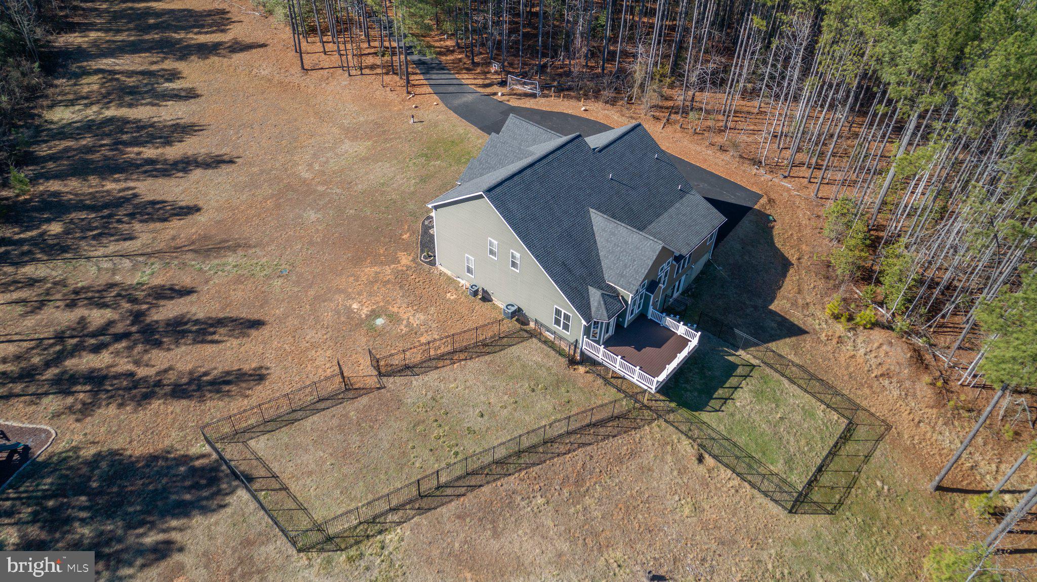 TARRINGTON ESTATES - Residential