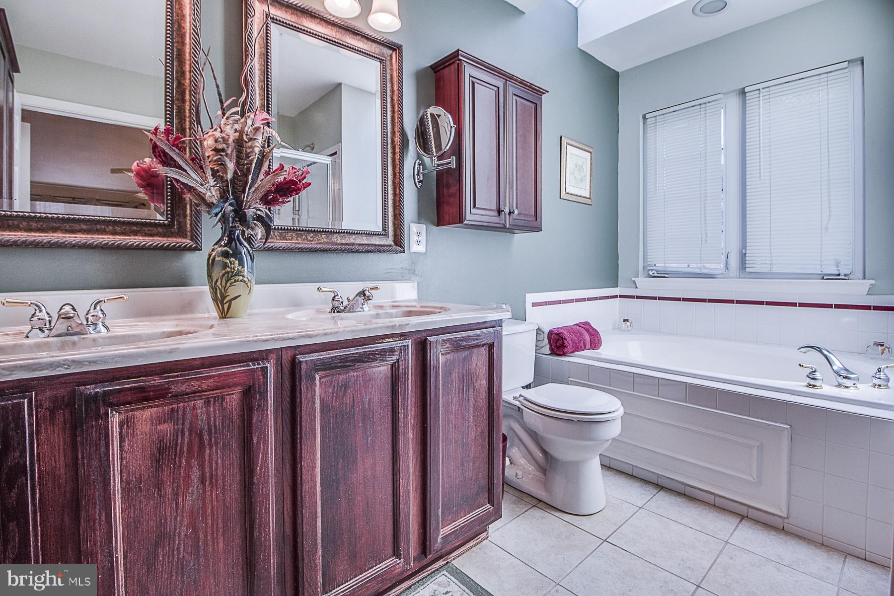 CLOPPERS MILL WEST - Residential