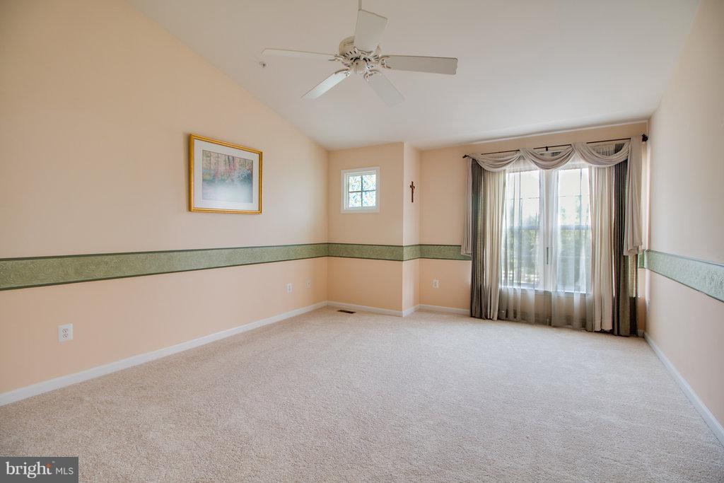 CLOPPERS MILL WEST - Residential