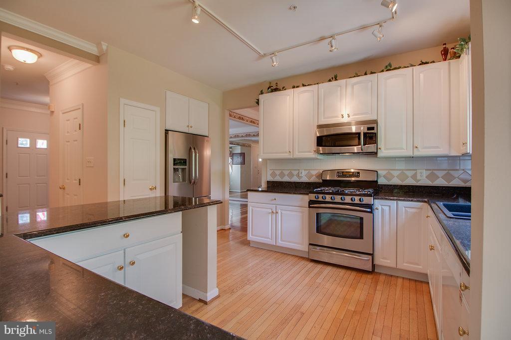 CLOPPERS MILL WEST - Residential