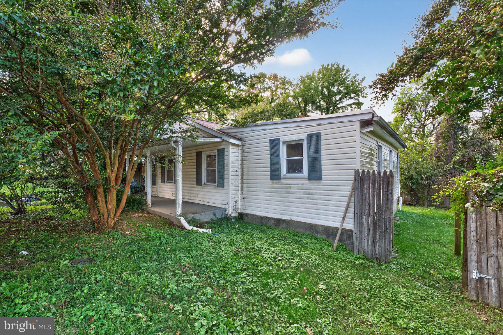 CAPITOL HEIGHTS - Residential