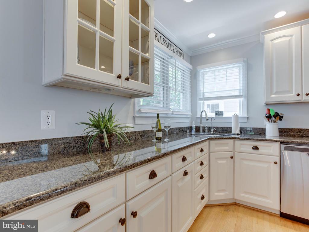 MCGUCKIAN - Residential