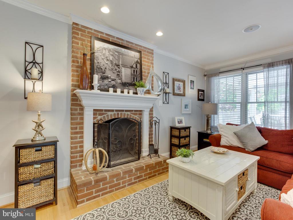 MCGUCKIAN - Residential