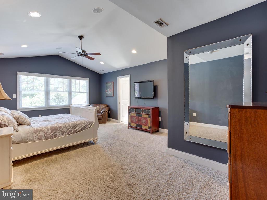 MCGUCKIAN - Residential