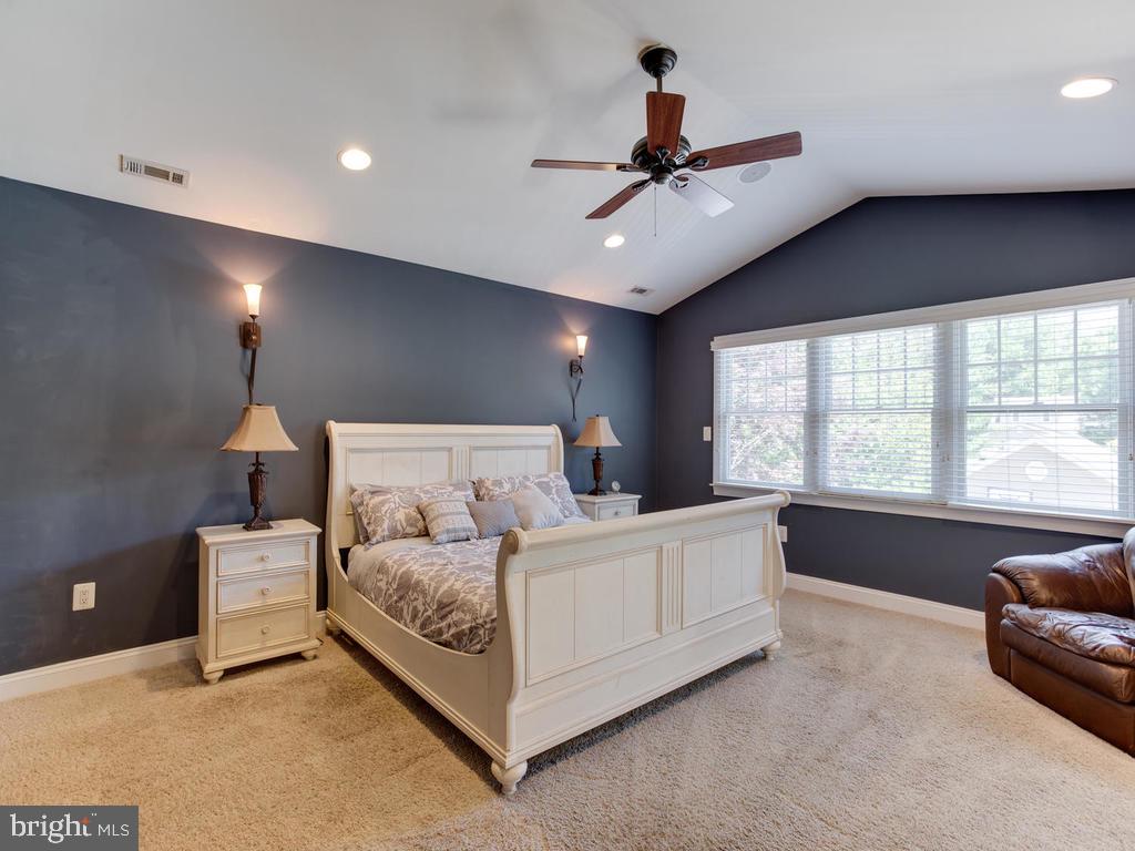 MCGUCKIAN - Residential