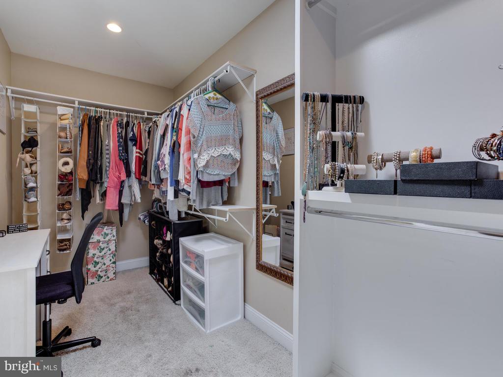 MCGUCKIAN - Residential