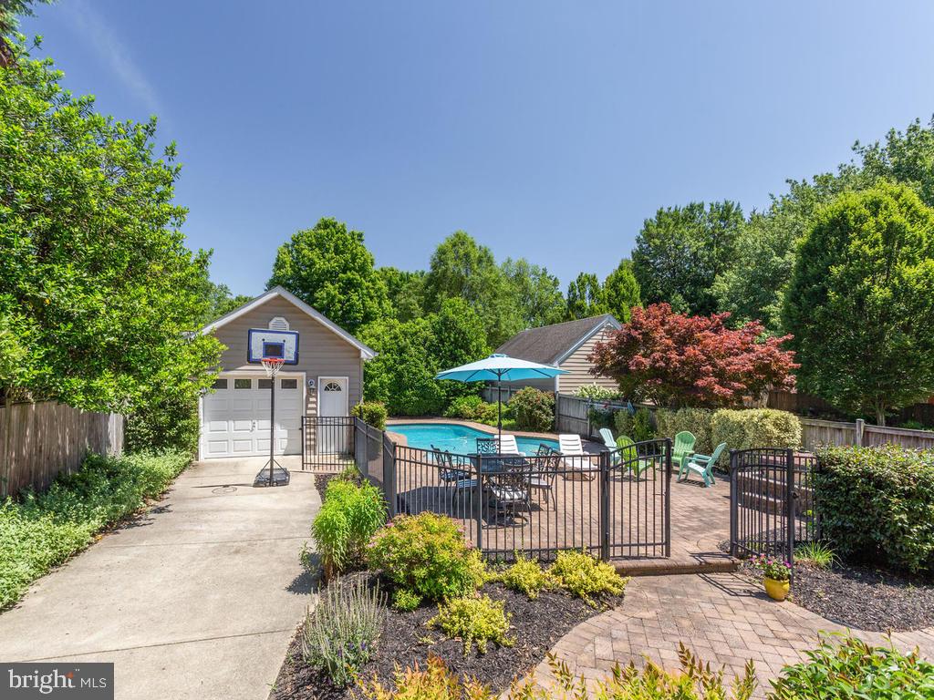 MCGUCKIAN - Residential