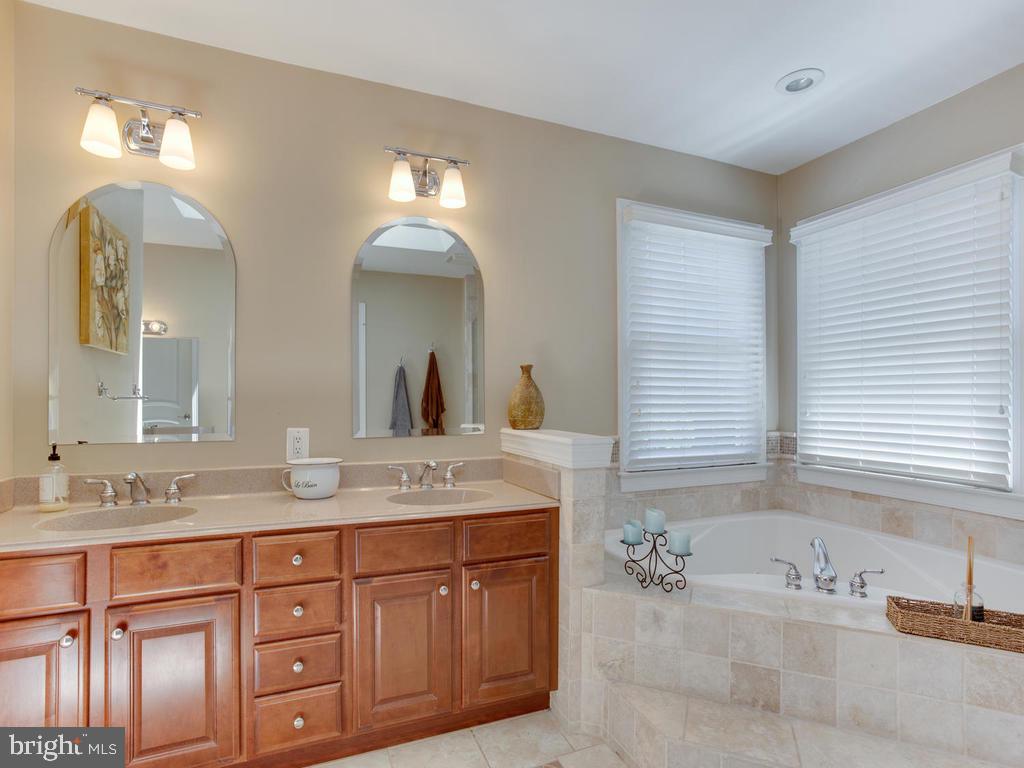 MCGUCKIAN - Residential