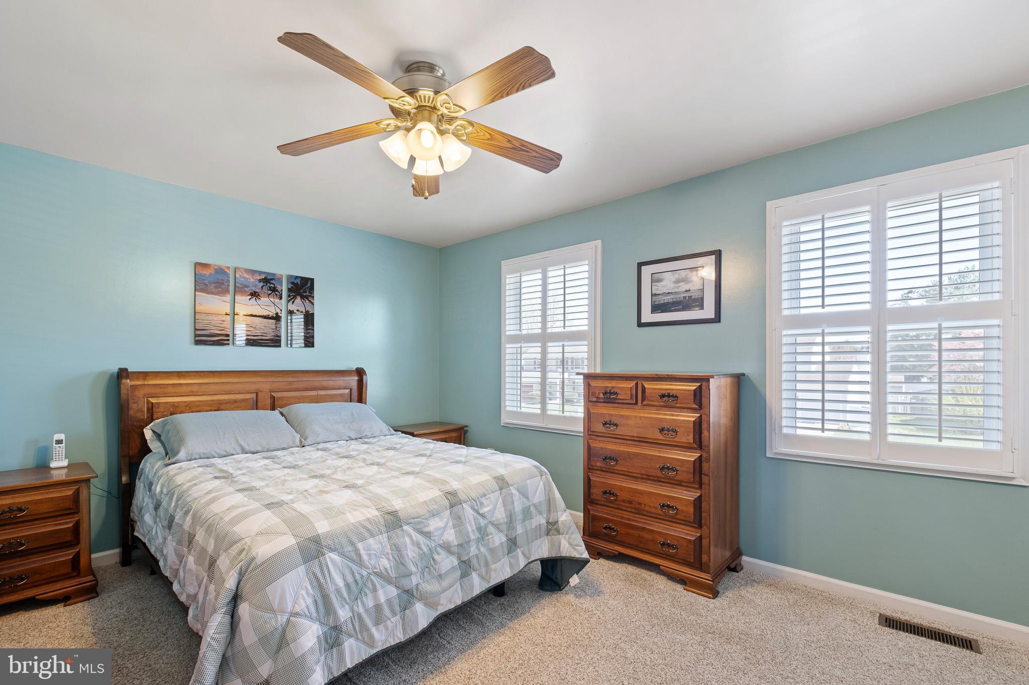 WHETHERSFIELD - Residential