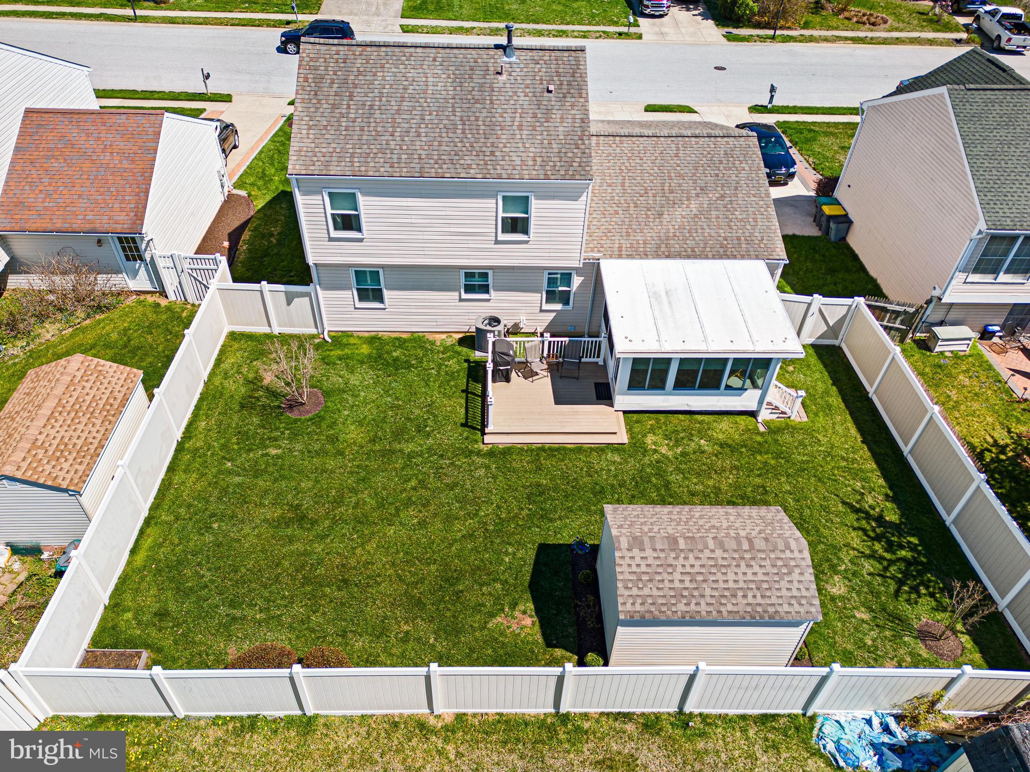 WHETHERSFIELD - Residential