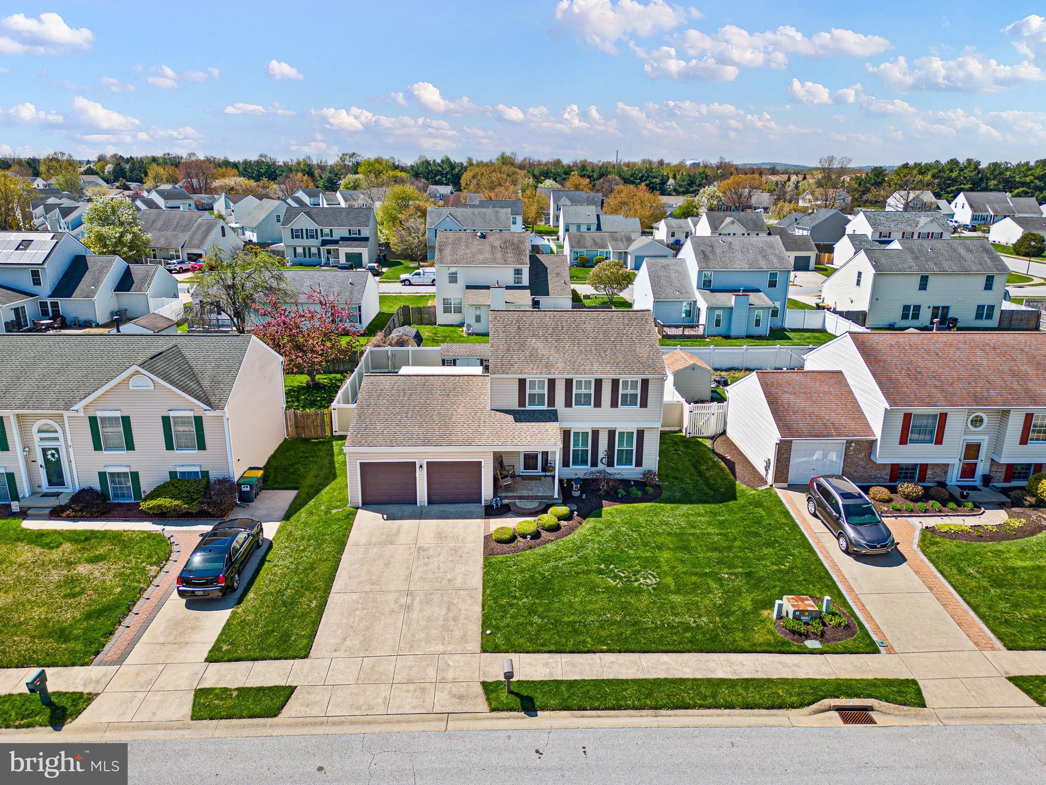 WHETHERSFIELD - Residential