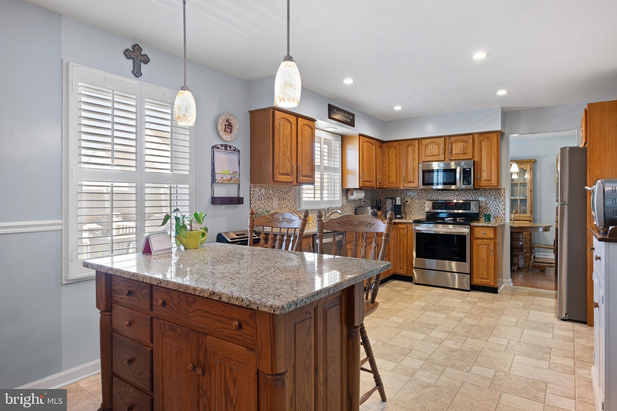 WHETHERSFIELD - Residential