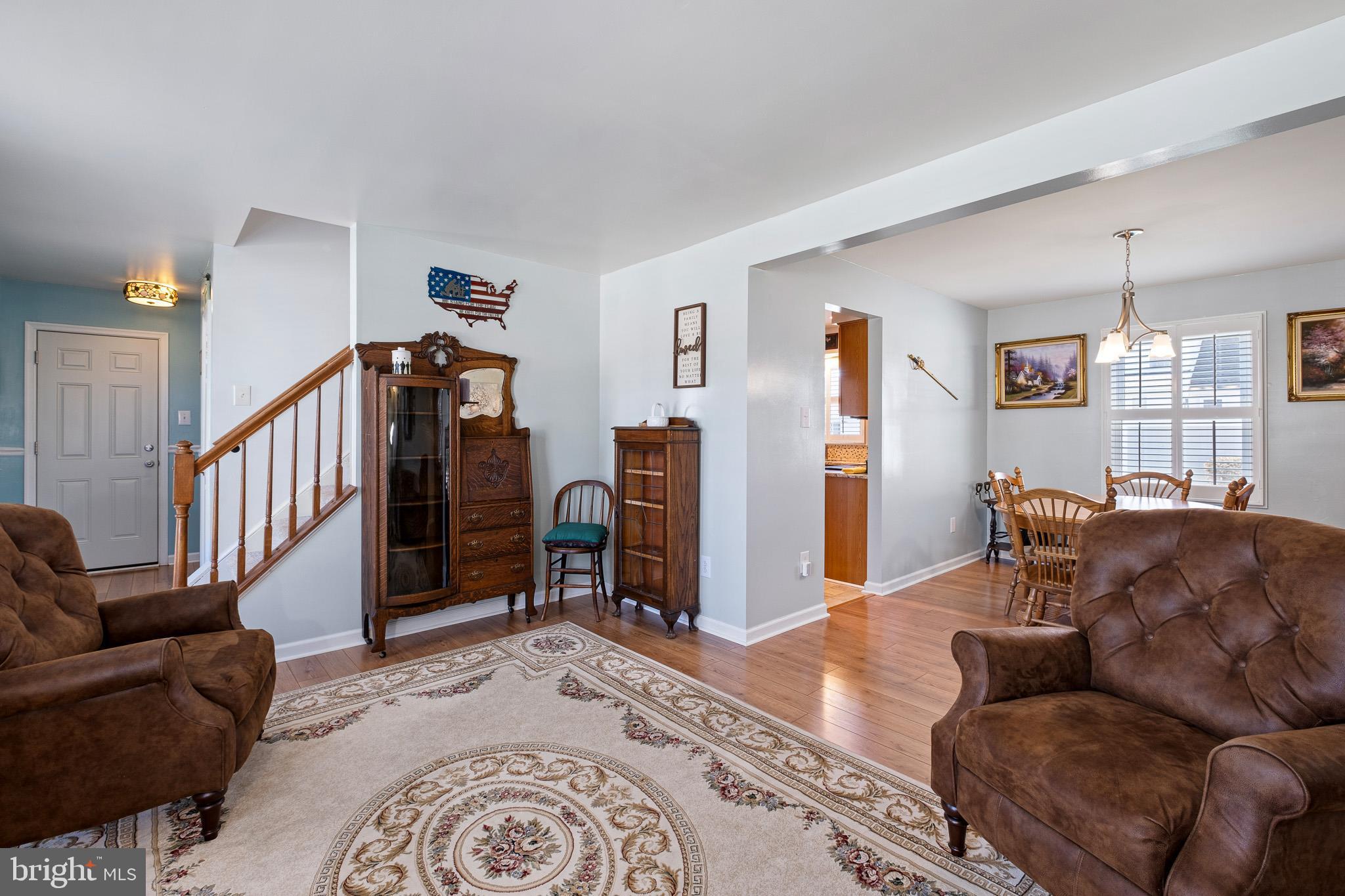 WHETHERSFIELD - Residential