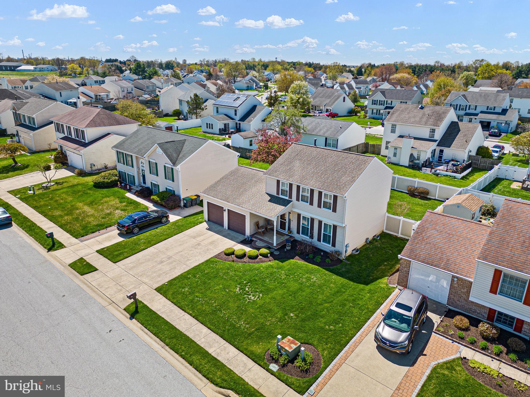 WHETHERSFIELD - Residential