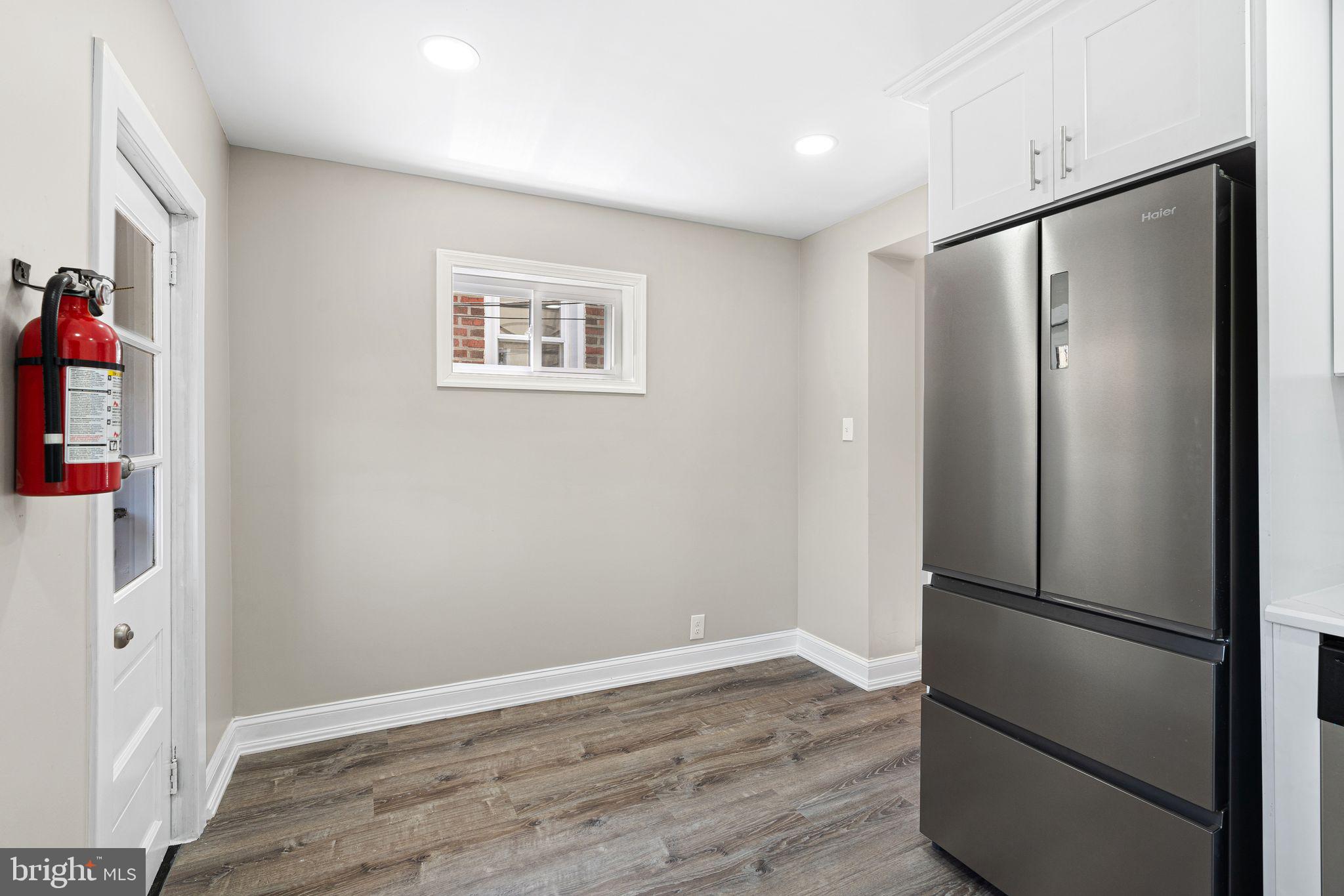 PORT RICHMOND - Residential