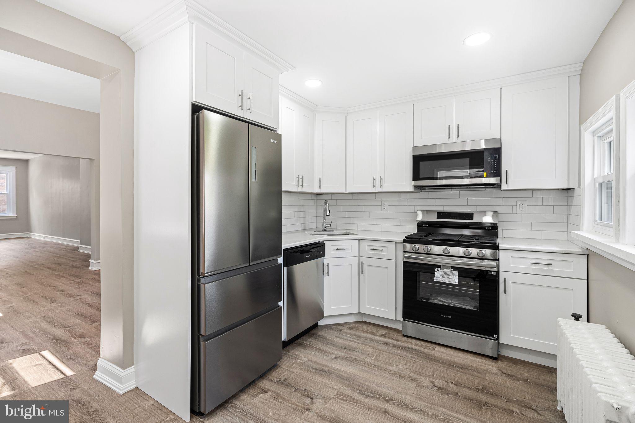 PORT RICHMOND - Residential