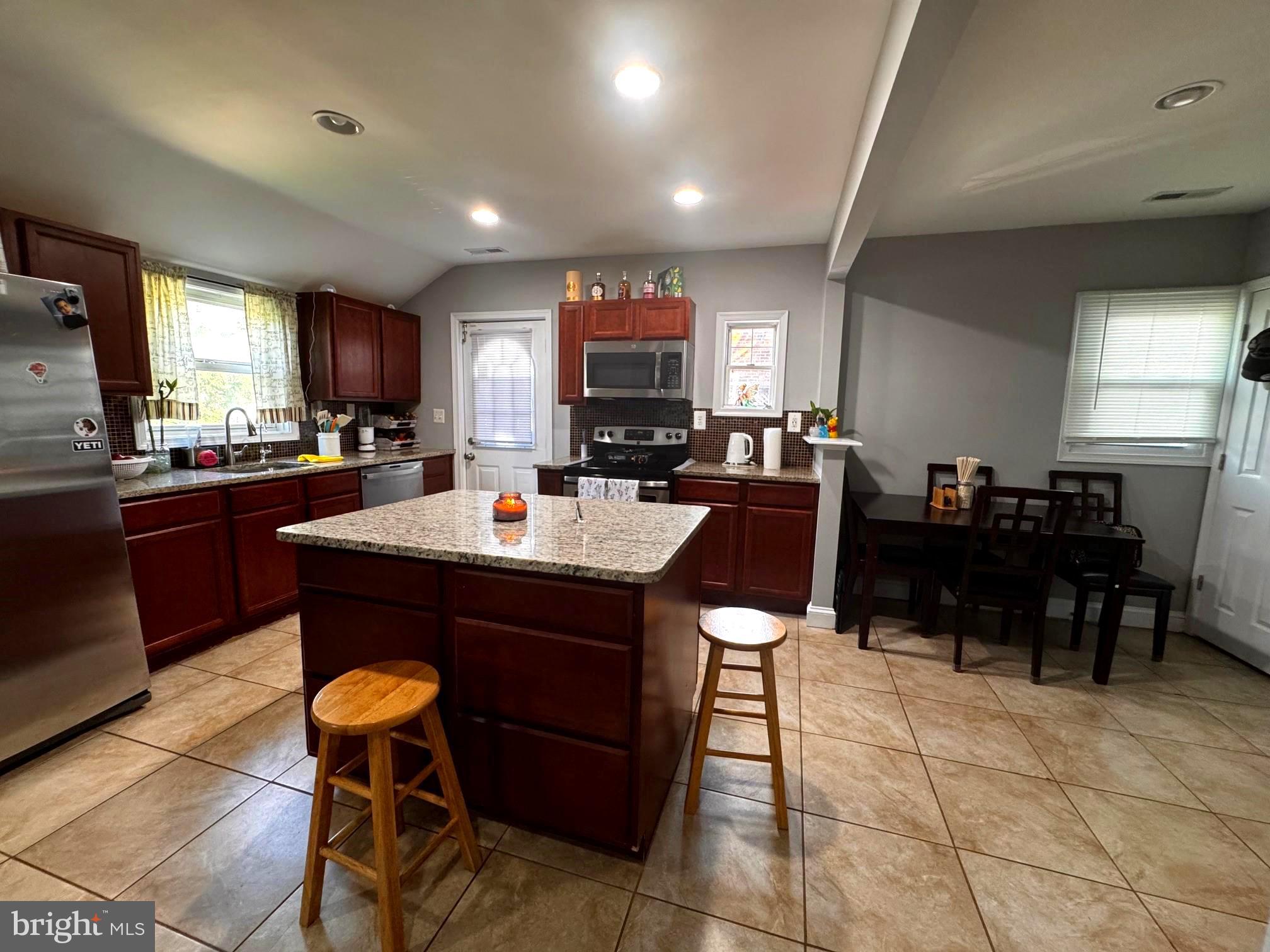 BELLEMEAD - Residential