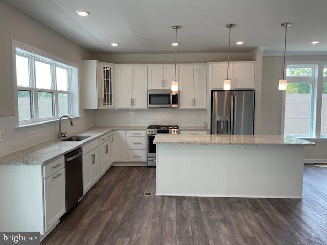 WESTSIDE AT SHADY GROVE METRO - Residential