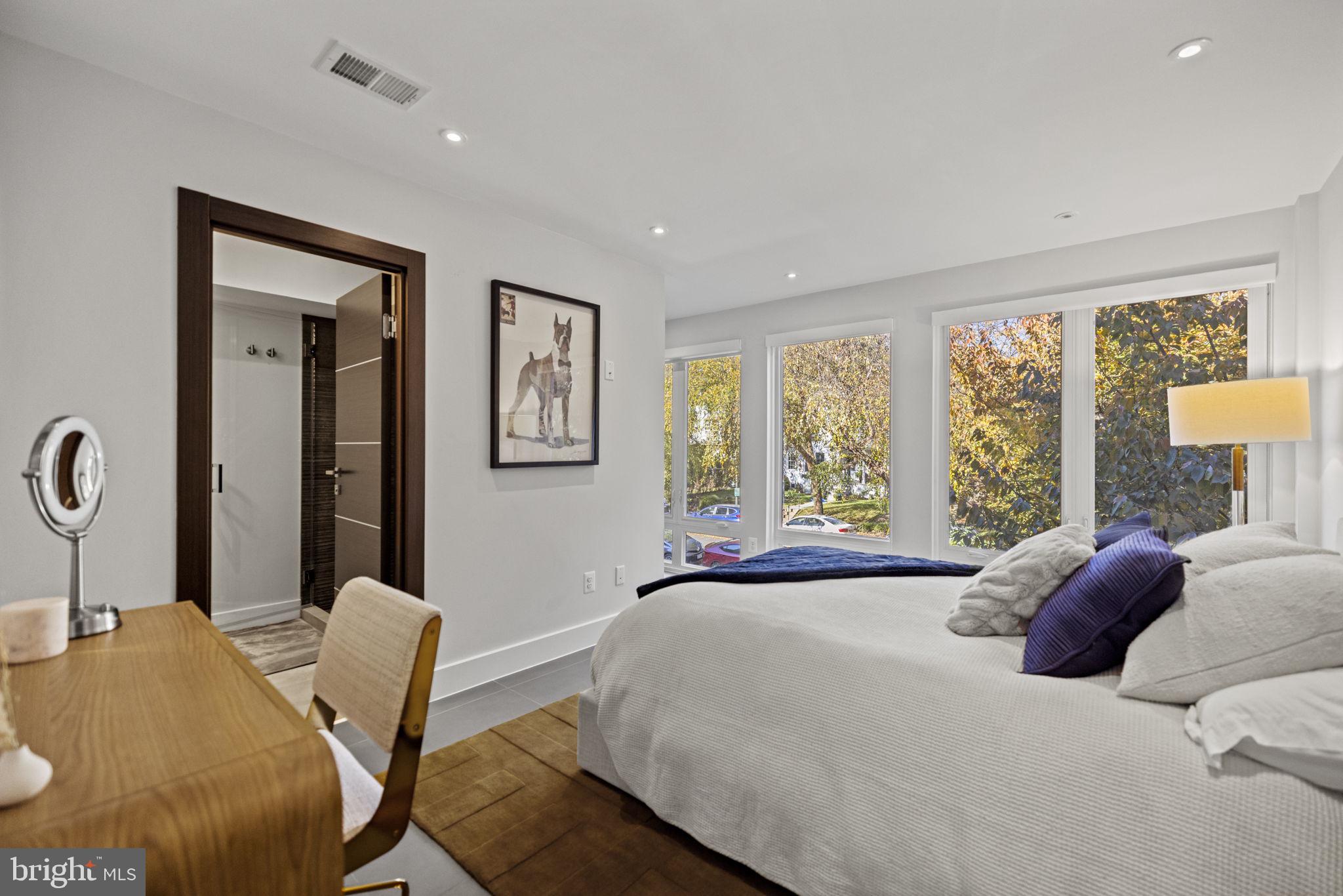 BURLEITH - Residential
