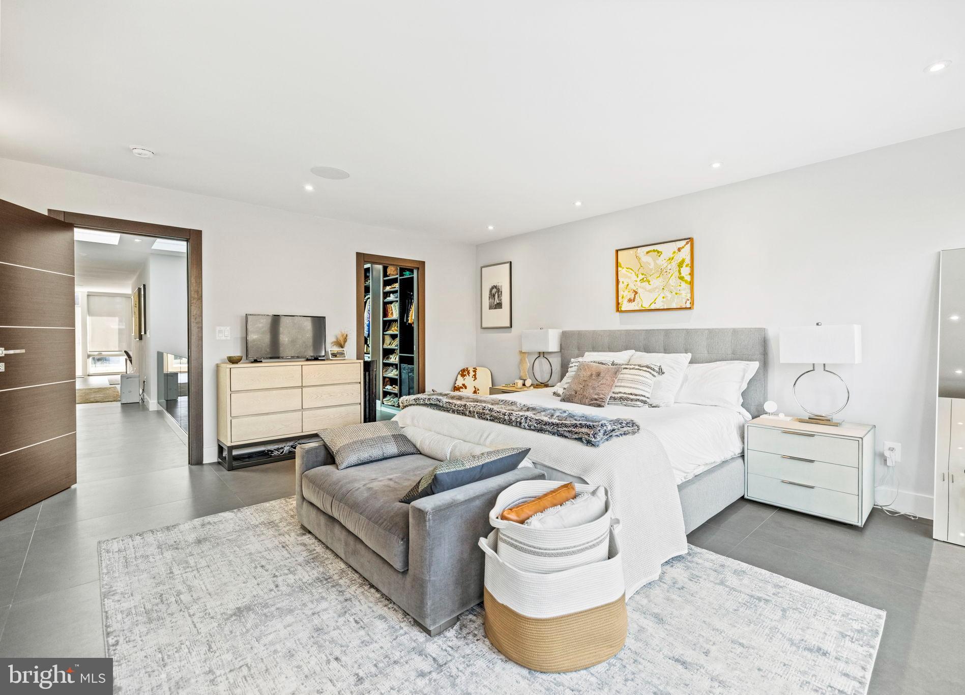 BURLEITH - Residential