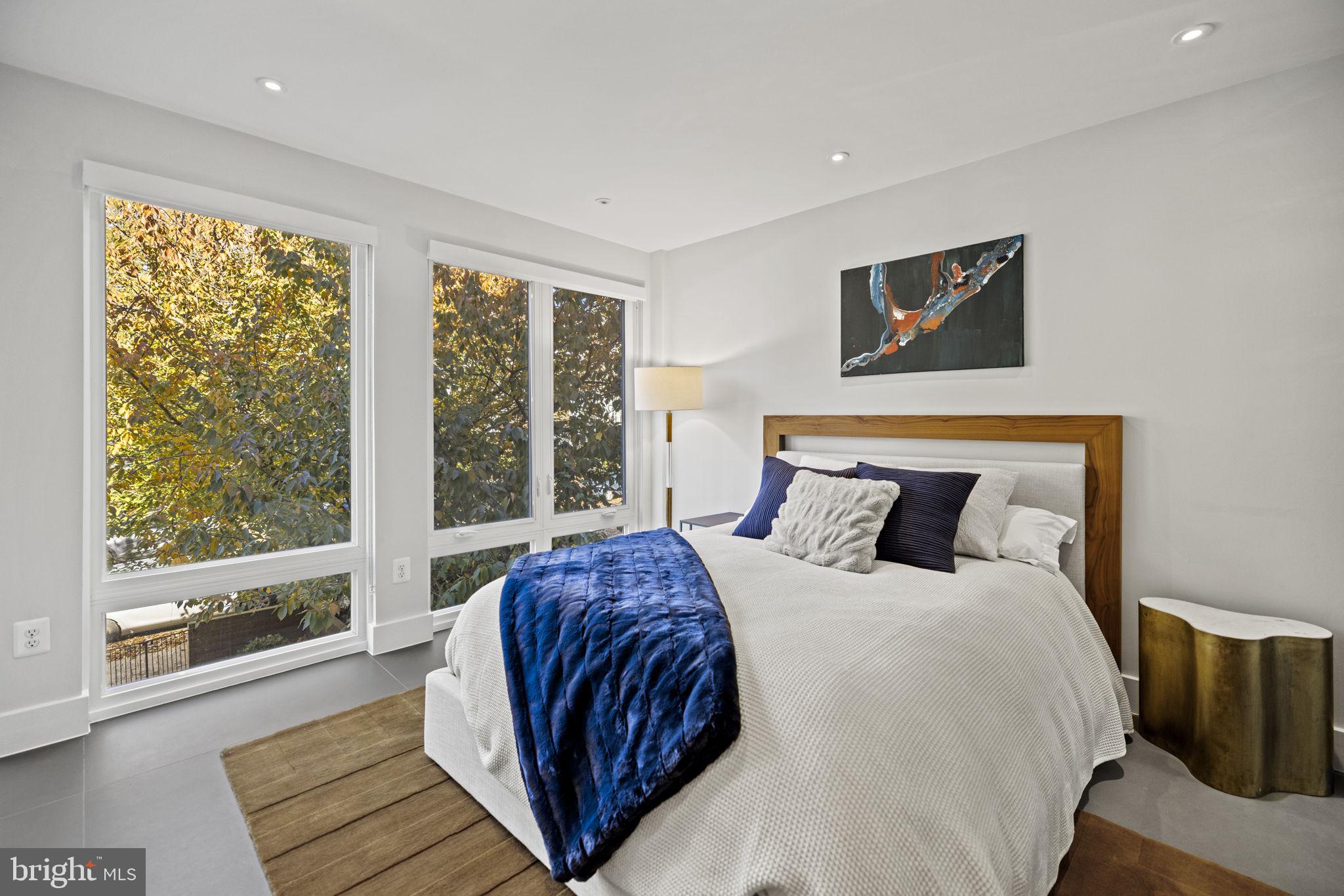 BURLEITH - Residential