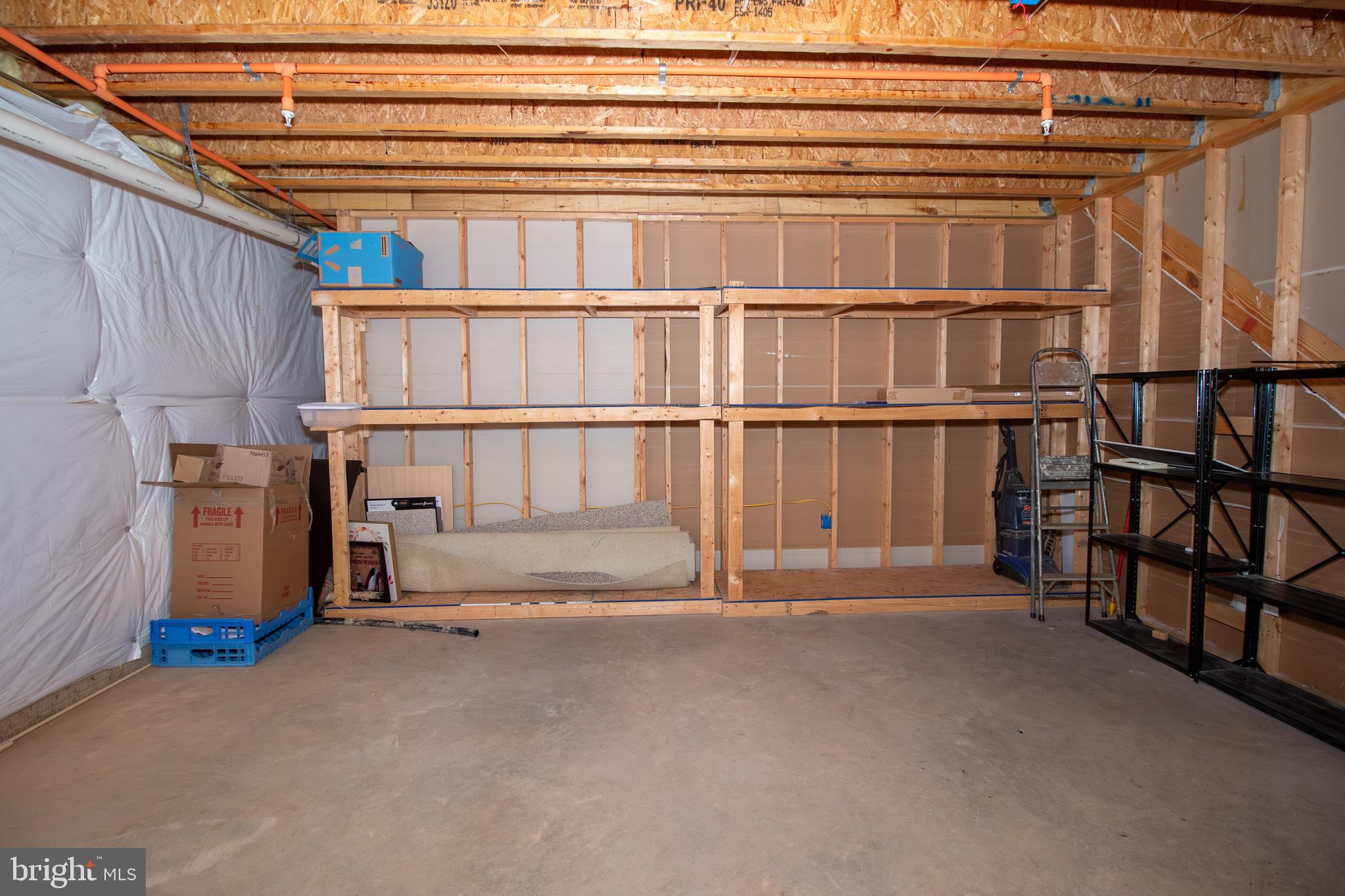 PERRY HALL - Residential