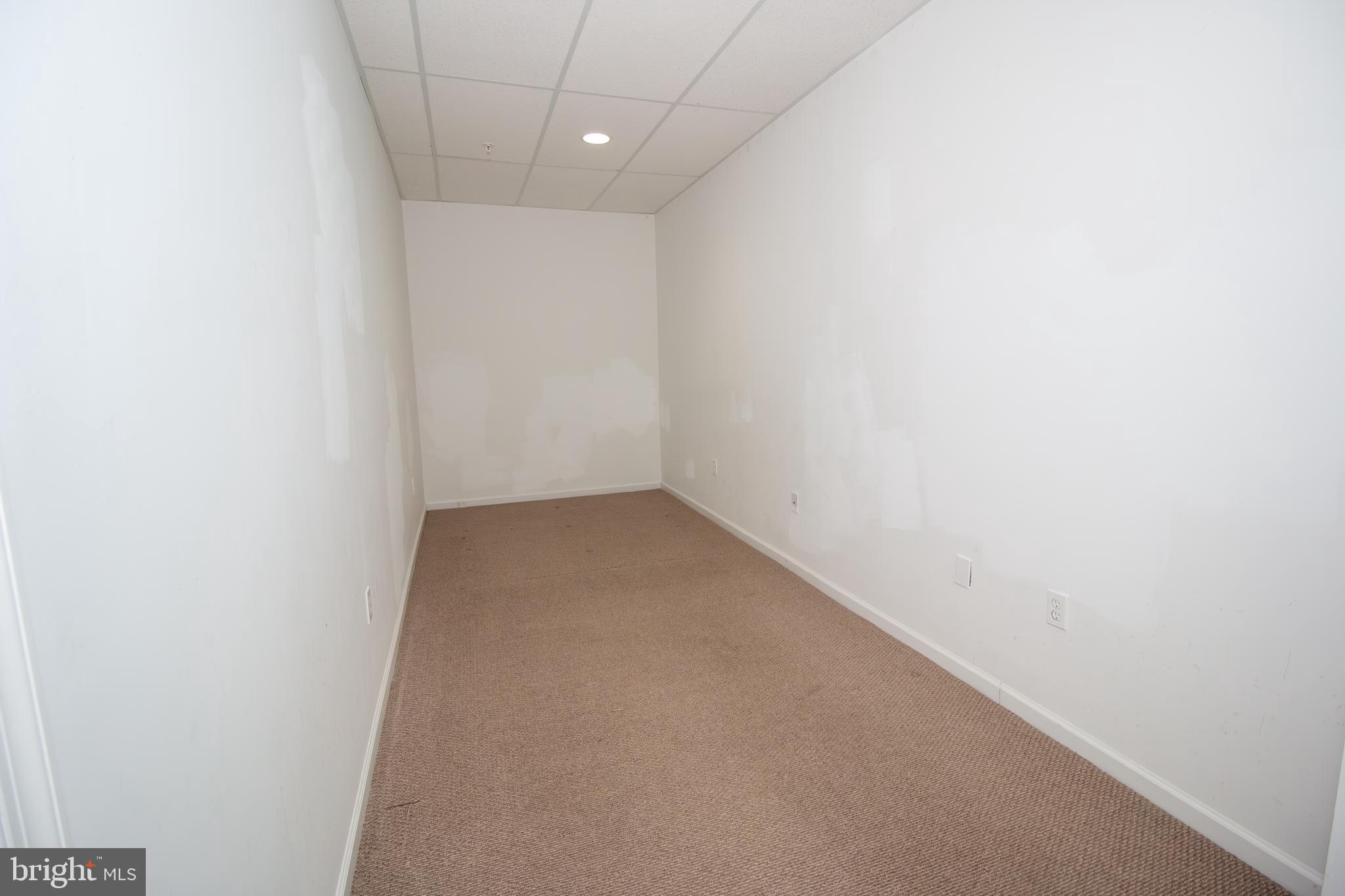 PERRY HALL - Residential