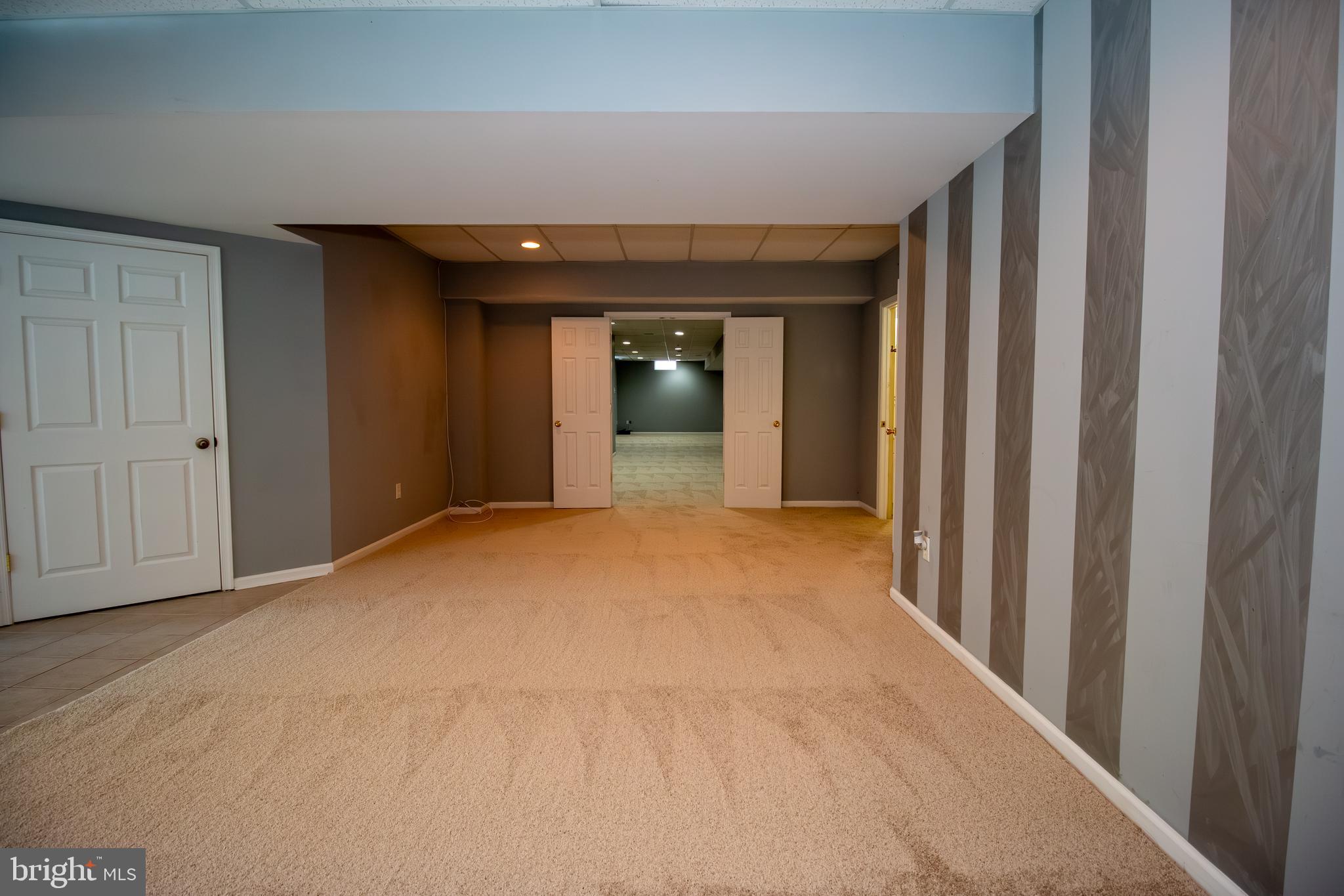 PERRY HALL - Residential