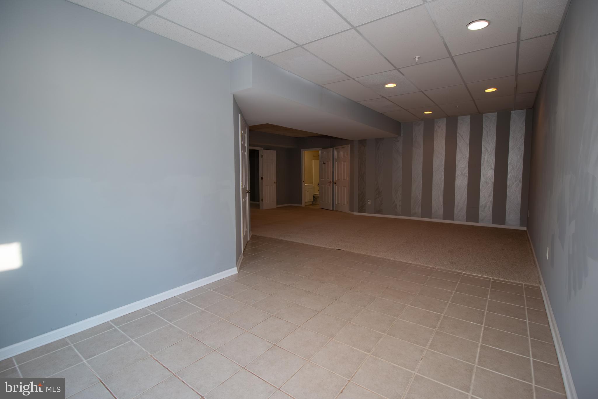 PERRY HALL - Residential