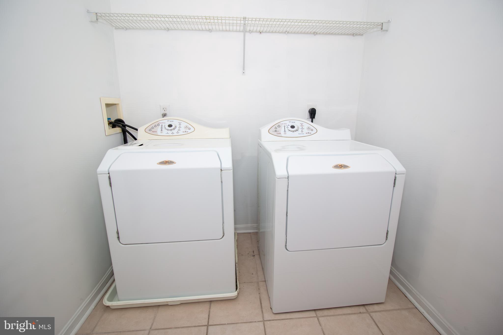 PERRY HALL - Residential