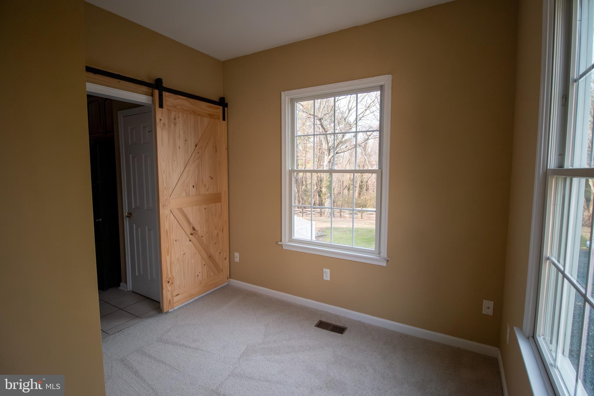 PERRY HALL - Residential