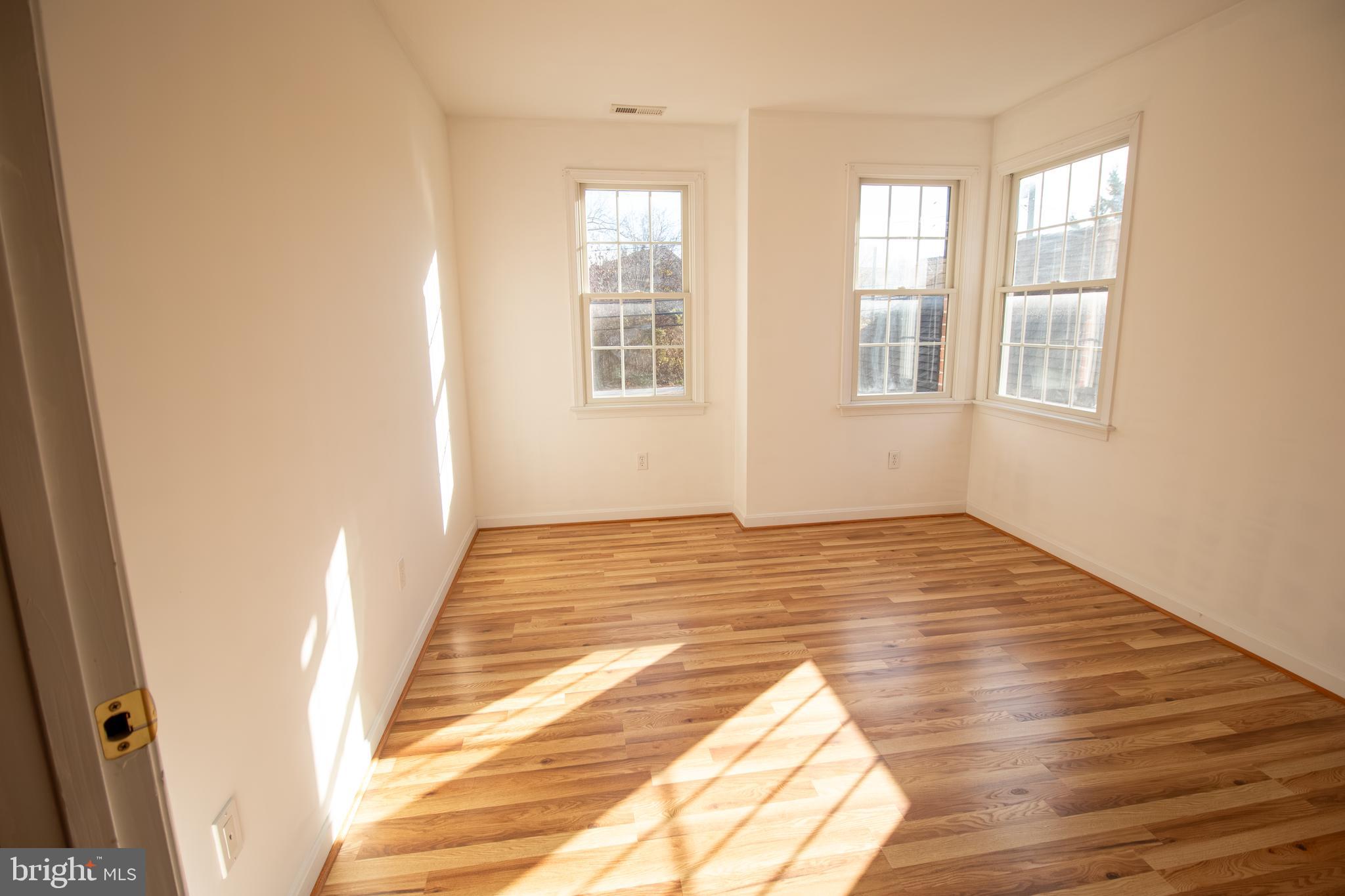 PERRY HALL - Residential